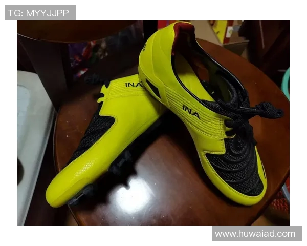 足球明星们的鞋履选择揭秘你不知道的品牌与款式分析 足球明星们的鞋履选择揭秘你不知道的品牌与款式分析